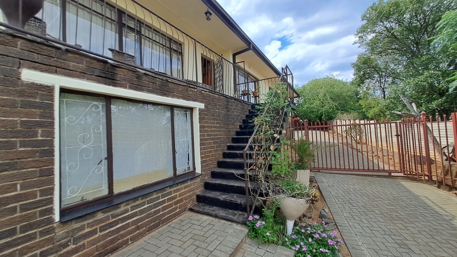 3 Bedroom Property for Sale in Uitsig Free State